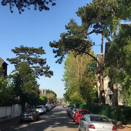 Le De 3* ドーヴィル