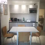 Le De Aparthotel 4*