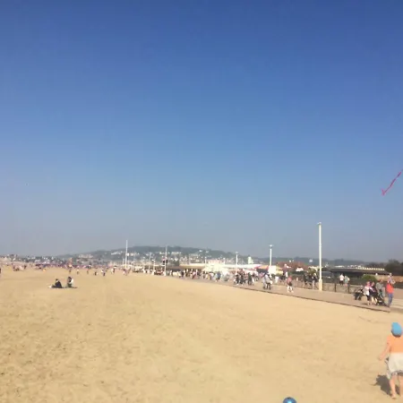 Le De 公寓式酒店