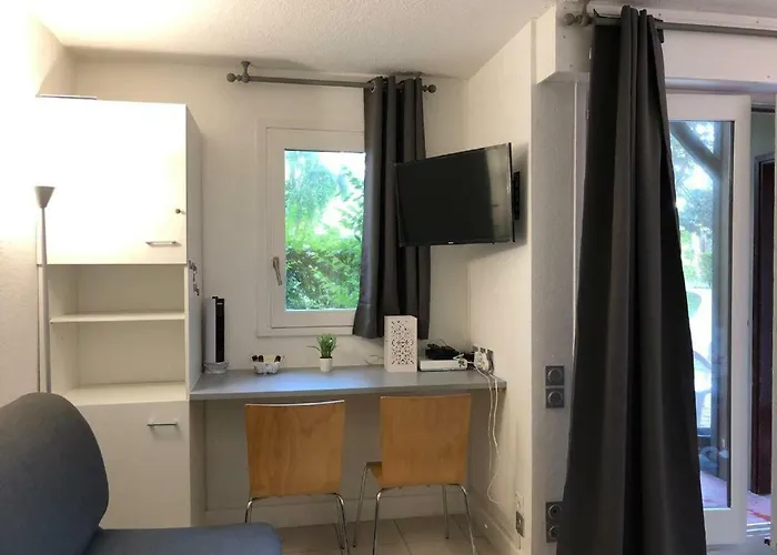 מלון דירות Le De דוביל